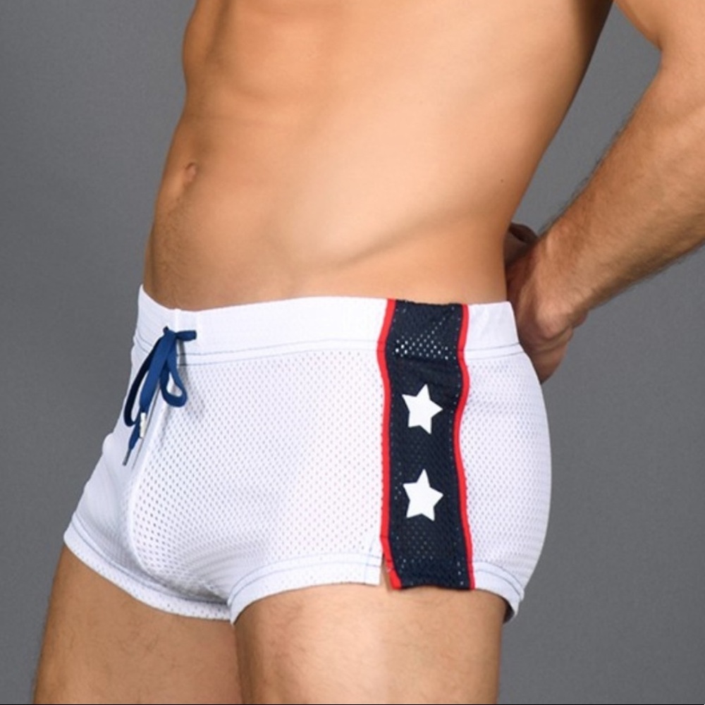 Mesh jogger shorts